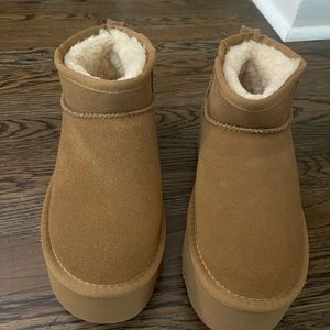 Mini platform boots size EU 37